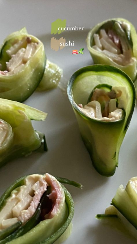 #recipe #healthy easy low carb no carb sushi rolls, snack, dinner, healthy dish aesthetic sushi food Low Carb Aesthetic, Dish Aesthetic, Cucumber Sushi Rolls, Aesthetic Sushi, Cucumber Sushi, Snack Dinner, Meals Ideas, Homemade Sushi, Food Tech