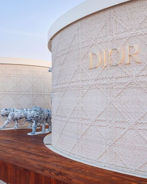 Dior Nails, Dreamy Space, Mall Stores, Hotel Concept, Adaptive Reuse, House Design Kitchen, 3d Printing Technology, 2023 Collection, Pop Up Store