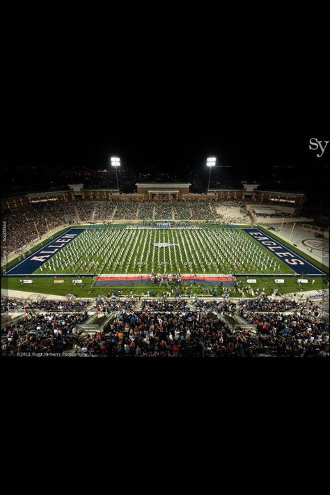 ALLEN HIGH SCHOOL: STATE 2012 Allen High School, Texas Icons, Allen Texas, Friday Night Football, Texas Sports, Eagles Football, Band Nerd, Football Stadium, Texas Girl