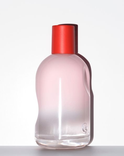 Secure a long-lasting signature scent with our Glossier you.100mL eau de parfum and refillable, pocket and travel-friendly, you. solid compact. Perfume Glossier, New Glossier Perfume, Glossier Perfume Solid, Glossier Perfume, Glossier You Perfume, Black Brows, Sparkle Top, Glossier You, Black Lashes