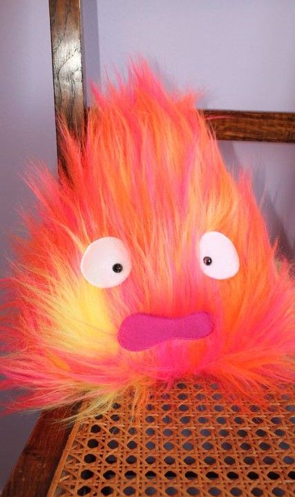 Calcifer Plush, Howl's Moving Castle Calcifer, Plushies Kawaii, Howl's Moving Castle, Anime Crafts, Kawaii Plushies, Ghibli Art, Anime Merchandise, Howls Moving Castle