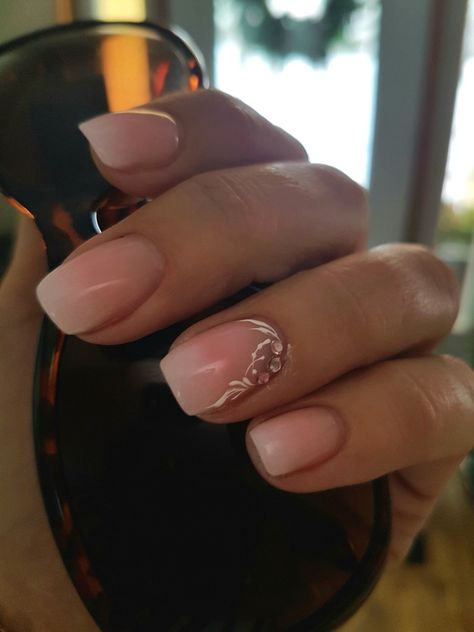 Short Baby Boomer Nails, Baby Boomer Nails With Design, Baby Boomer Nails, Baby Boomers Nails, Glitter Shorts, French Manicure Nails, Braut Make-up, Manicure Nails, Baby Boomer