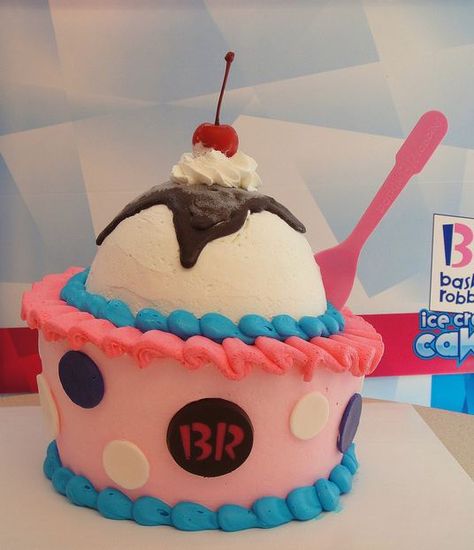 Baskin robbins ice cream cake!!!! Baskin Robbins Ice Cream Cake, Vanilla Ice Cream Cake, Baskin Robbins Ice Cream, Ice Cream Birthday Cake, Birthday Cake Pictures, Torte Cupcake, Baskin Robbins, Ice Cream Birthday, Gluten Free Cake