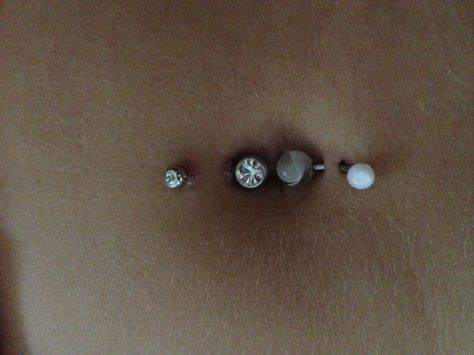 Top and bottom navel piercings, I love mine! Inverse Navel Piercing, Piercing Jewellery, Body Modification, Navel Piercing, Body Modifications, Piercing Jewelry, Piercings, I Love, Hair Styles