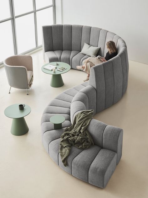 The BOB family continues to grow with BOB Hide that allows for private spaces by Thomas Bernstrand / Stefan Borselius - ScandinavianDesign.com Fabric Sofa Design, Design Management, Curved Sofa, Contract Furniture, Nordic Design, Modular Sofa, Fabric Sofa, Sofa Design, Interior Spaces