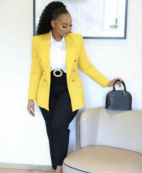 Work Outfits Blazer, Winter Office Attire, Work Outfit Winter, Work Outfit Spring, Casual Work Outfit Winter, Work Outfits Casual, Tennis Dress Outfit, Outfits Latina, Casual Work Outfit Spring