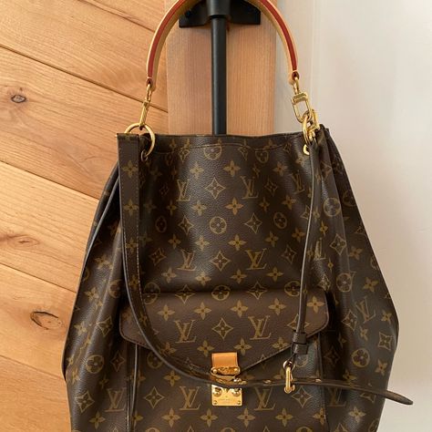 Louis Vuitton Handbag - Brand New Mini Papillon Louis Vuitton, Gigi 2023, Cheap Louis Vuitton Handbags, Louis Vuitton Handbags Outlet, Louis Vuitton Collection, Shopping Wishlist, Bags Louis Vuitton, Louis Vuitton Handbag, Ladies Handbags