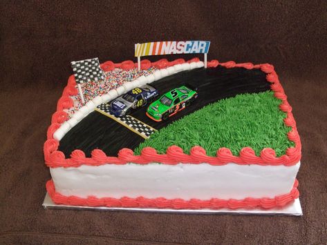 NASCAR+-+birthday+cake+for+a+NASCAR+fan Nascar Birthday Cake, Nascar Cake, Nascar Birthday, Race Track Cake, Nascar Party, Racing Cake, Race Car Cakes, Cars Birthday Cake, Birthday Cake Pictures