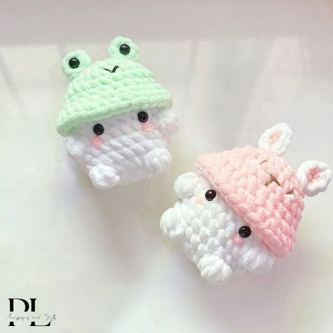 🌈 Unleash your creativity with our collection of amigurumi crochet free patterns! Perfect for expressing your unique style through crochet. Small Crochet Animal Patterns, Crochet Mushroom Plush, Character Crochet, Crochet Funny, Mushroom Plush, Mushroom Crochet, Desk Pet, Crocheted Animals, Hello Kitty Crochet