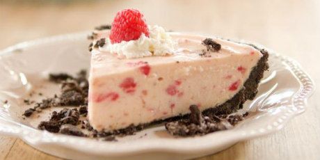 Raspberry Cream Pie Raspberry Cream Pie, Raspberry Cream Pies, Brownies Caramel, Ree Drummond Recipes, Raspberry Yogurt, Icebox Pie, Pie Pie, Raspberry Pie, Raspberry Cream