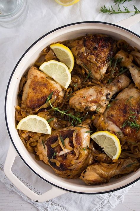 Yassa Chicken, Chicken Yassa Recipe, African Chicken Stew, Chicken Yassa, Senegalese Food, Senegalese Recipe, African Chicken, Senegal Africa, Stew Chicken Recipe