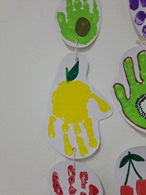 Lemon Handprint Art, Fruit Handprint Art, Fruit Baby, Lemon Crafts, Footprint Craft, Lemon Art, Lemonade Party, Handprint Craft, Baby Eating