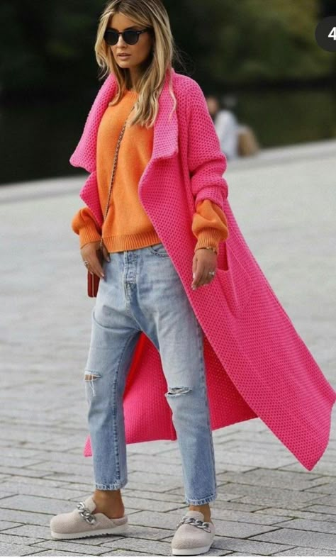 Mode Kimono, Orange Sweater, Pink Coat, Looks Street Style, Looks Chic, Ideas Outfit, Looks Style, Mode Inspiration, Look Fashion