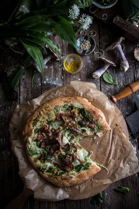 mushroom pancetta and wild garlic pizza with cream cheese | twig studios. Pizza With Cream Cheese, Rustic Pizza, Garlic Pizza, Wild Garlic, Baking Blog, A Pizza, Homemade Pizza, Cheese Pizza, Food Photo