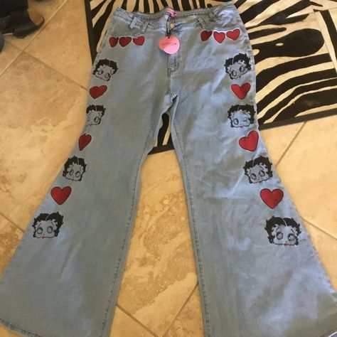 Dolls Kill X Betty Boop Collab Sold Out Stretch Cotton With Spandex Flare Leg Jeans Size 2x Brand New Lots Of Stretch Fits True Senior Pants, Jeans Inspiration, Senior Jeans, Sequin Flare Pants, Printed Flare Pants, Pleated Jacket, Custom Jeans, Painted Jeans, Stretchy Leggings