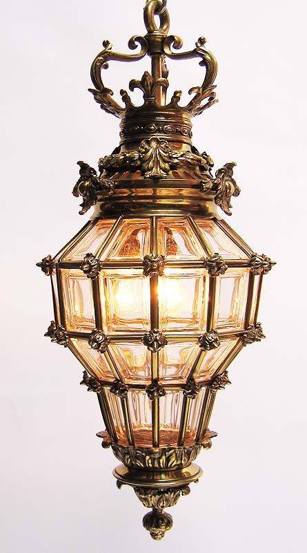 Antique Items Decor, Lantern Staff Design, 19th Century Antiques, Fantasy Lamp, Fantasy Lantern, Art Nouveau Lantern, Crown Male, Victorian Lantern, Rococo Lighting