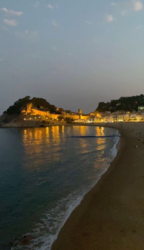 travel spain summer beach at night aesthetic Beach At Night Aesthetic, Benalmadena Spain, Spain Aesthetics, At Night Aesthetic, Spain Summer, European Summer Aesthetic, Spain Aesthetic, Spain Vacation, Beach At Night