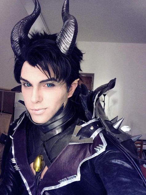 Hope You All Enjoy Some Epic Gender Bender Cosplays for Your Confusing Pleasure... - Imgur Incubus Cosplay, Incubus Costume, Genderbent Maleficent, Demon Cosplay Male, Maleficent Genderbend, Male Maleficent, Genderbent Cosplay, Demon Cosplay, Devil Cosplay