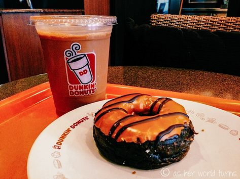 Dunkin Donuts Indonesia, Her World, Java, Donuts, Read More, Indonesia, Drinks, Ethnic Recipes