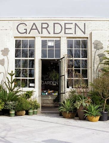 Holtwood Hipster: Confessions // A Floral Meets Garden Shop Storefront Ideas, Video Clothes, Display Visual Merchandising, Shop Exterior, Flower Shop Design, Shop Facade, Hot House, Brick Exterior, Sport Video