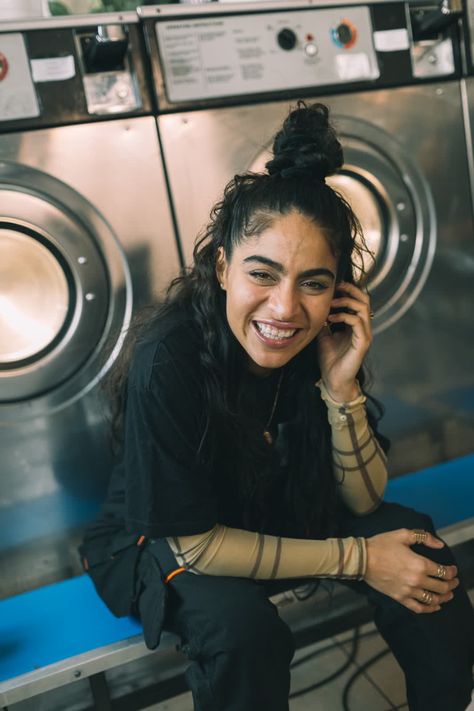 Jessie Reyes, Jessie Reyez Aesthetic, Jessie Reyez, Hair Reference, Inspirational People, Girl Power, Style Icons, Style Inspiration, Cute Outfits