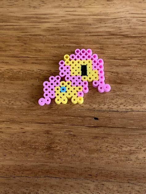 Bibble Barbie Pixel Art, Small Fuse Bead Ideas, Small Perler Beads Ideas, Melty Bead Designs, Melt Beads Patterns, Hamma Beads Ideas, Easy Perler Bead Patterns, Melty Bead Patterns, Pearl Beads Pattern