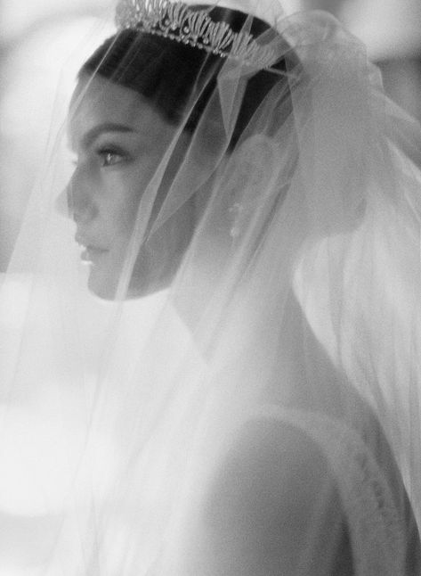 In the Digital Age, Wedding Film Photography Has a Resurgence - The New York Times Jose Villa Wedding, Lush Wedding, Jose Villa, Kleinfeld Bridal, Villa Wedding, Luxury Wedding Photography, Urban Wedding, Film Wedding Photography, Allure Bridal