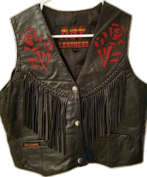 Leather Waistcoat Women, Cowboy Vest Outfit, Open Vest Outfit, Black Leather Vest Outfit, Fire Inspired Outfits, Leather Vest Outfits For Women, Fringe Vest Outfit, Alternative Cowgirl, Western Gothic Fashion