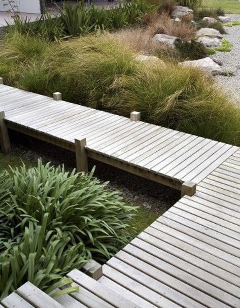 Wood Walkway, Board Walk, Wooden Walkways, Garden Walkway, Halloween Garden, Lan Can, Garden Pathway, Garden Structures, Back Garden