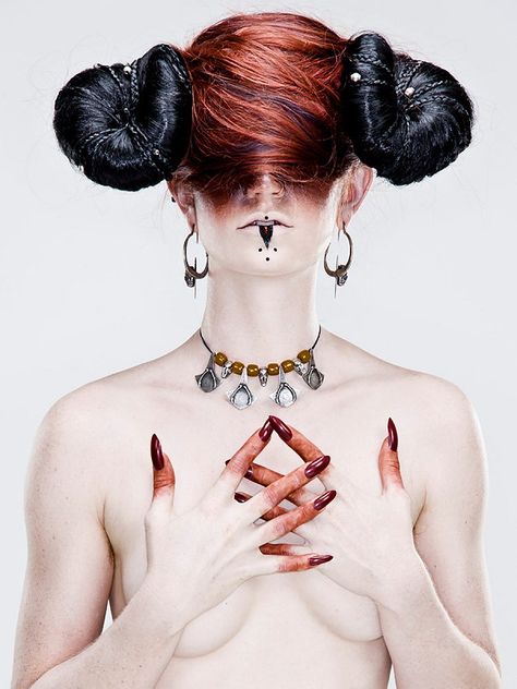 ‘Metal Torcher’ Stephanie Inagaki of Miyu Decay – Beautiful Bizarre Magazine Avant Garde Hair, Skull Necklace, Dark Beauty, Hair Art, Hair And Makeup, Character Inspiration, Hair Inspiration, Body Art, Fashion Photography