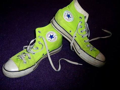 Green Chuck Taylors, Lime Green Converse, Howleen Wolf, Texas Wildflowers, Catty Noir, Scene Outfits, Green Converse, Scene Emo, Happy Today