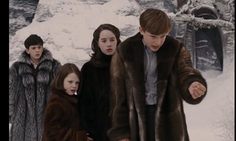 The Lion, the Witch, and the Wardrobe. Upon entering Narnia Pevensie Siblings, Narnia Costumes, Clive Staples Lewis, Narnia Movies, Lucy Pevensie, Edmund Pevensie, The Chronicles Of Narnia, Movie Screencaps, Chronicles Of Narnia