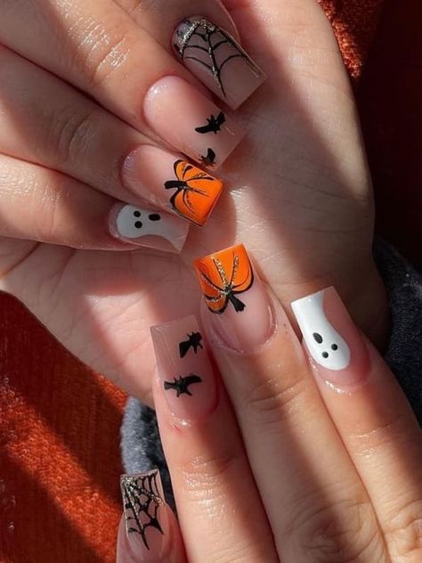 Cute Pumpkin Nails, Stylish Manicure, Pumpkin Nail Designs, Pumpkin Nail Art, Holloween Nails, Halloween Nails Easy, Witchy Nails, Halloween Acrylic Nails, Cute Halloween Nails