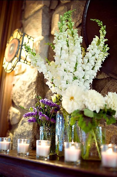 white snapdragon centerpieces Snapdragon Centerpiece, Art Deco Wedding Flowers, Snapdragon Wedding, Snapdragon Flowers, Pink Themes, Art Deco Wedding, Wedding Flower Arrangements, Flower Farm, Flower Centerpieces