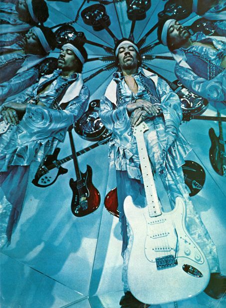 Life magazine shoot Jimi Hendrix Guitar, Jimi Hendrix Poster, Guitar Posters, Jimi Hendrix Experience, Arte Punk, Musica Rock, Rock N’roll, Mötley Crüe, Keith Richards