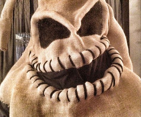 Give your kids nightmares that’ll endure throughout their childhood by dressing… Oogie Boogie Costume, Nightmare Before Christmas Costume, Makeup Zombie, Scary Halloween Masks, Cheap Diy Halloween Decorations, Dekorasi Halloween, Uhyggelig Halloween, Full Bodysuit, Mascaras Halloween