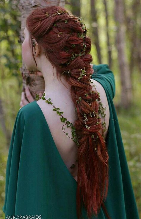 Fairytale wedding hair.  #woodland #wedding #fairytale #enchantedforest #forestwedding #hair #weddinghair Super Hair, Fantasy Hair, Popular Haircuts, Trendy Hair Color, Medium Hair Cuts, العناية بالشعر, Trendy Hairstyles, Brunette Hair Color, Medium Length Hair Styles