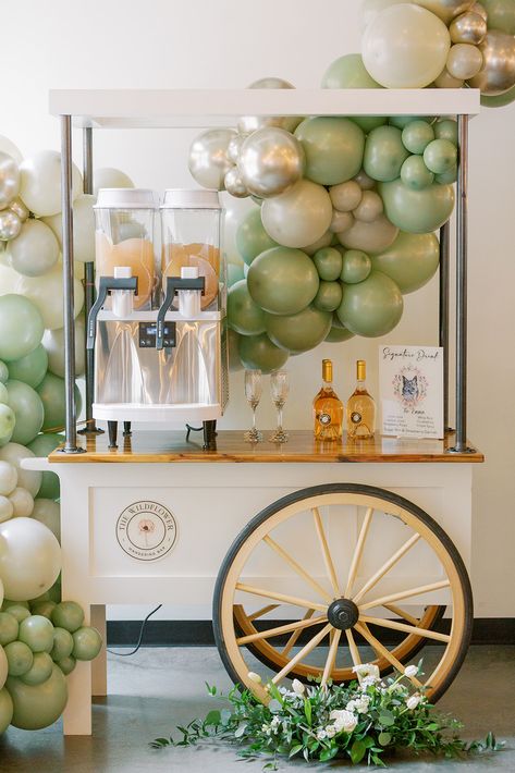 Snack Cart Business, Slushie Cart, Slushy Ideas, Slushie Bar, Party Food Carts, Malvern College, Vintage Carts, Luxurious Salon, Party Rental Ideas