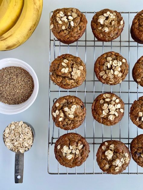 Flax Oatmeal, Flaxseed Muffins, Oatmeal Breakfast Muffins, Flax Seed Muffins, Flax Muffins, Vegan Banana Muffins, Dietitian Recipes, Oatmeal Muffin Recipes, Banana Oatmeal Muffins