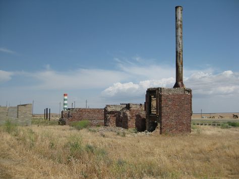 Brick Boilers at Devils Den oil field lease, NW Kern County, California. Kern County California, Devils Den, Kern County, Oil Field, Abandoned Places, Archaeology, Steam, California, Ruins