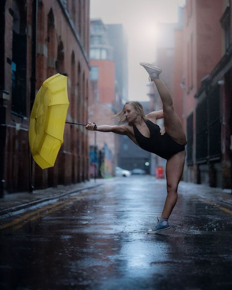 Walk Dance, Dance Photoshoot, Photo Grouping, Rain Photography, Dancing In The Rain, Outdoor Photography, In The Rain, The Rain, Beautiful Images