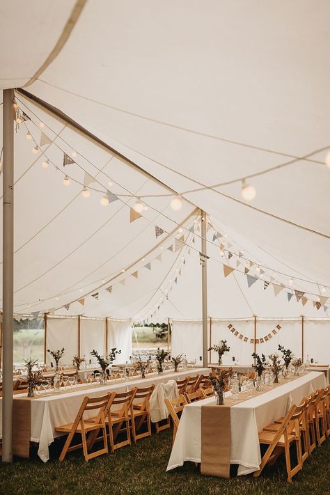 Garden Party Marquee Decorations, Boho Marquee Wedding, Simple Marquee Decoration, Marque Wedding Decorations, White Marquee Wedding Decor, Farm Wedding Marquee, Wedding Marquee Layout, Simple Marquee Wedding, Farm Marquee Wedding