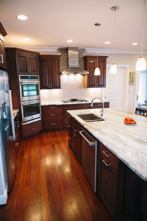 New Traditional Kitchen, Cherry Wood Kitchen, Cherry Kitchen Cabinets, Cherry Wood Kitchen Cabinets, Cherry Wood Kitchens, Mudroom Cabinets, Kitchen Traditional, Wood Splitter, Cherry Kitchen