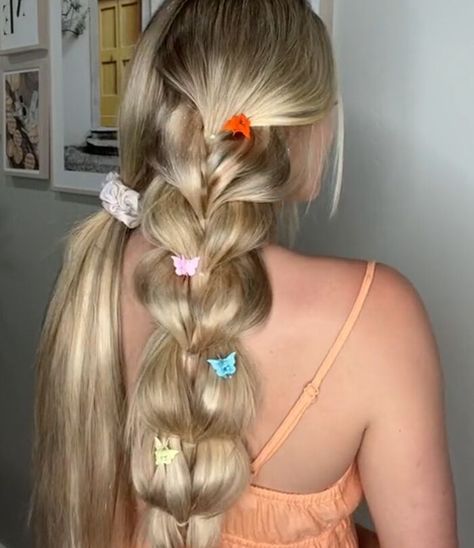 If you’re looking for Rapunzel-like hair, try this Tangled-inspired pull-through braid. Learn a cute Tangled-inspired hairdo in this quick post. Tangled Braid, Pull Through Braid, Half Ponytail, Rapunzel Hair, Dress Alterations, Two Braids, Butterfly Hair Clip, Frizz Control, Butterfly Hair