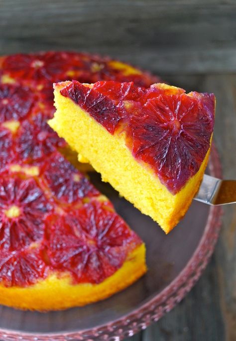 This picturesque Turmeric Blood Orange Upside Down Cake will wow everyone! It's essentially a turmeric cake with stunning and delicious citrus on top! It's an unexpected dessert that's packed with flavor and buttery goodness. #bloodoranges #oranges #citurs #cake #turmeric #upsidedowncake Upside Down Pound Cake, Blood Orange Recipes, Cooking With Turmeric, Turmeric Recipes, Fresh Turmeric, Weekend Meals, Orange Recipes, Pound Cake Recipes, Upside Down Cake