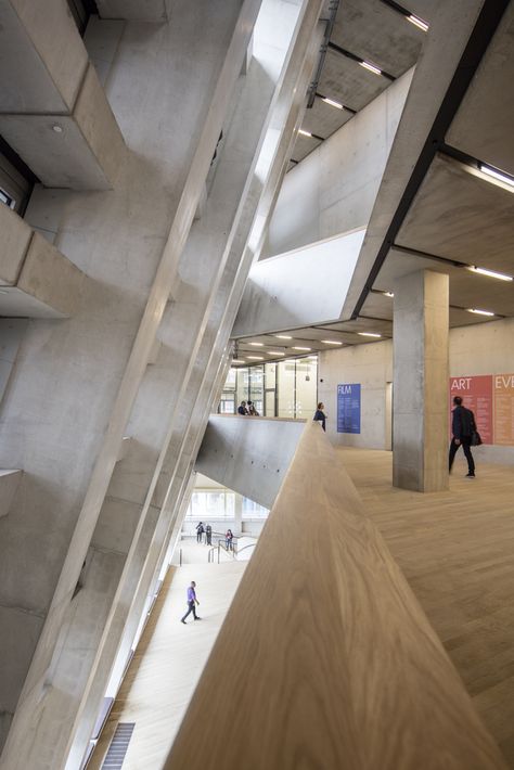 Gallery: Herzog & de Meuron's Tate Modern Extension Photographed by Laurian… London Galleries, Tate Modern Museum, Contemporary Buildings, Skateboard Deck Art, Loft Interior, Modern Extension, Brutalist Architecture, Urban Architecture, Style Loft