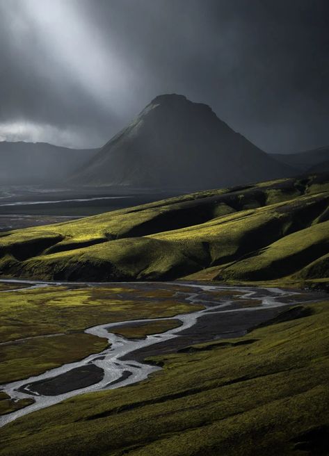 Arild Heitmann Unveils the Otherworldly Highlands of Iceland Iceland Nature Landscapes, Norway Landscape, Iceland Nature, Moody Landscape, Iceland Landscape, New Zealand Landscape, Photoshop Lightroom, Picture Design, Landscape Photos