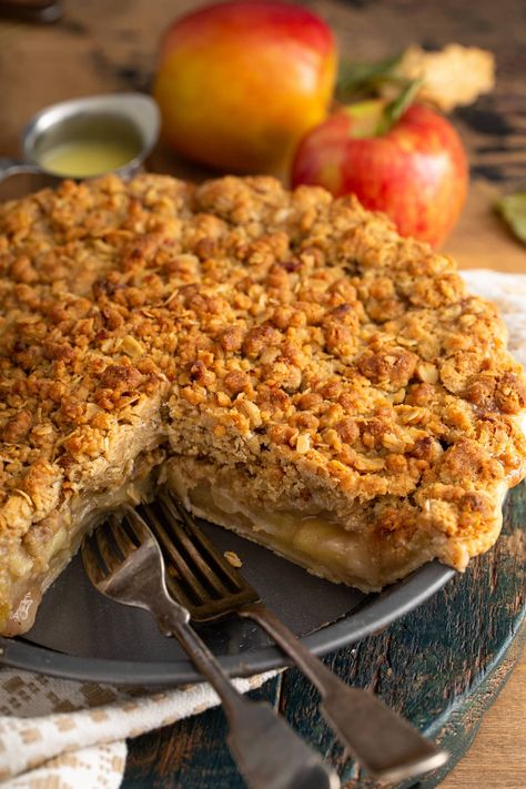 Healthy Apple Pie, Sweet Images, Dessert Sans Gluten, Vegan Apple, Homemade Pastries, Chocolate Butter, Healthy Apple, Healthy Food Delivery, Healthy Cake