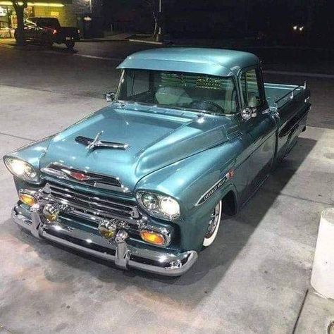 Chevy Apache, C10 Trucks, Old Pickup Trucks, Classic Pickup Trucks, Classic Truck, Gm Trucks, Chevy Pickups, Us Cars, Gmc Trucks