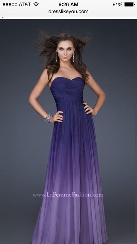 Prom Purple, Ombre Bridesmaid Dresses, Ombre Gown, Purple Gown, Gown For Prom, Ombre Prom Dresses, Look Formal, Purple Bridesmaid Dresses, Purple Gradient